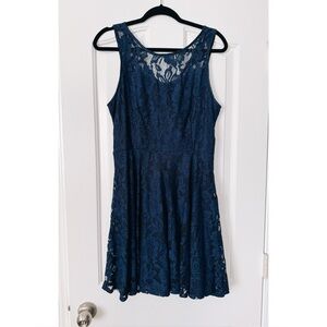 BB Dakota // Navy Lace Dress